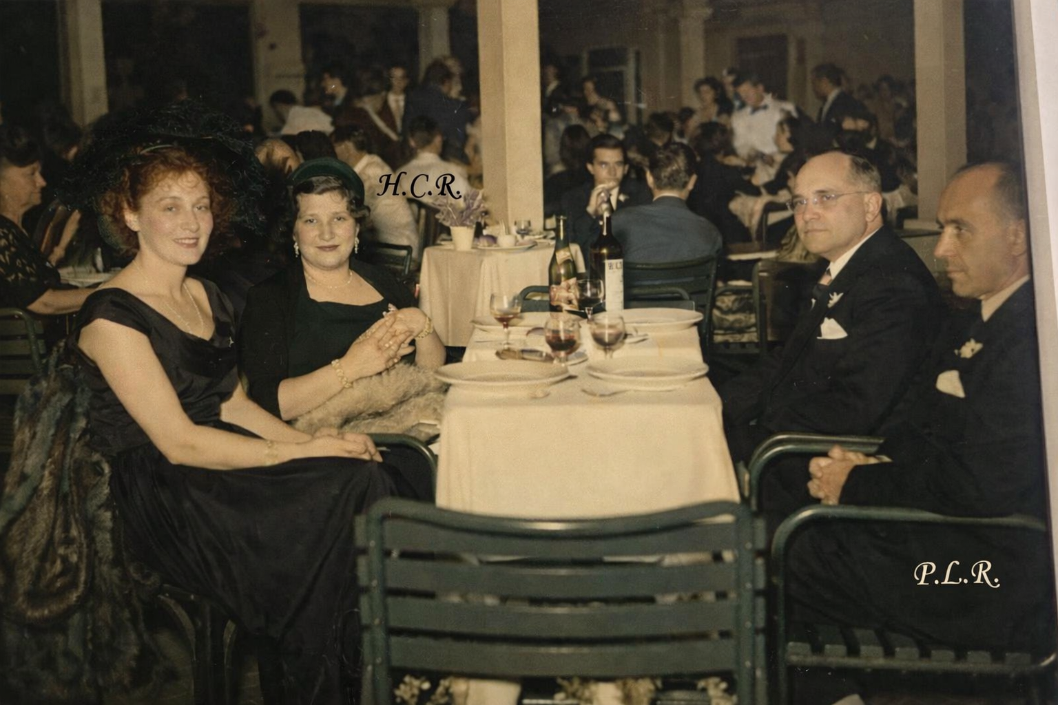 Pedro Lorenzo Raggio e Henriqueta Camargo com amigos